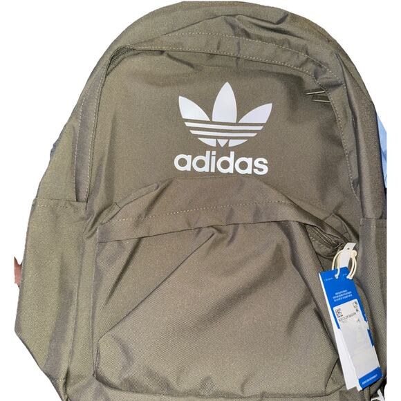 NWT Adidas Backpack Classic Logo On Front Army Green Front Zipper Pocket - Picture 1 of 5